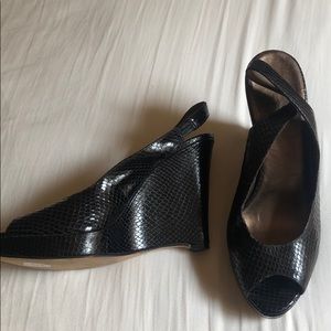 Black Banana Republic Slingback Wedges, size 10